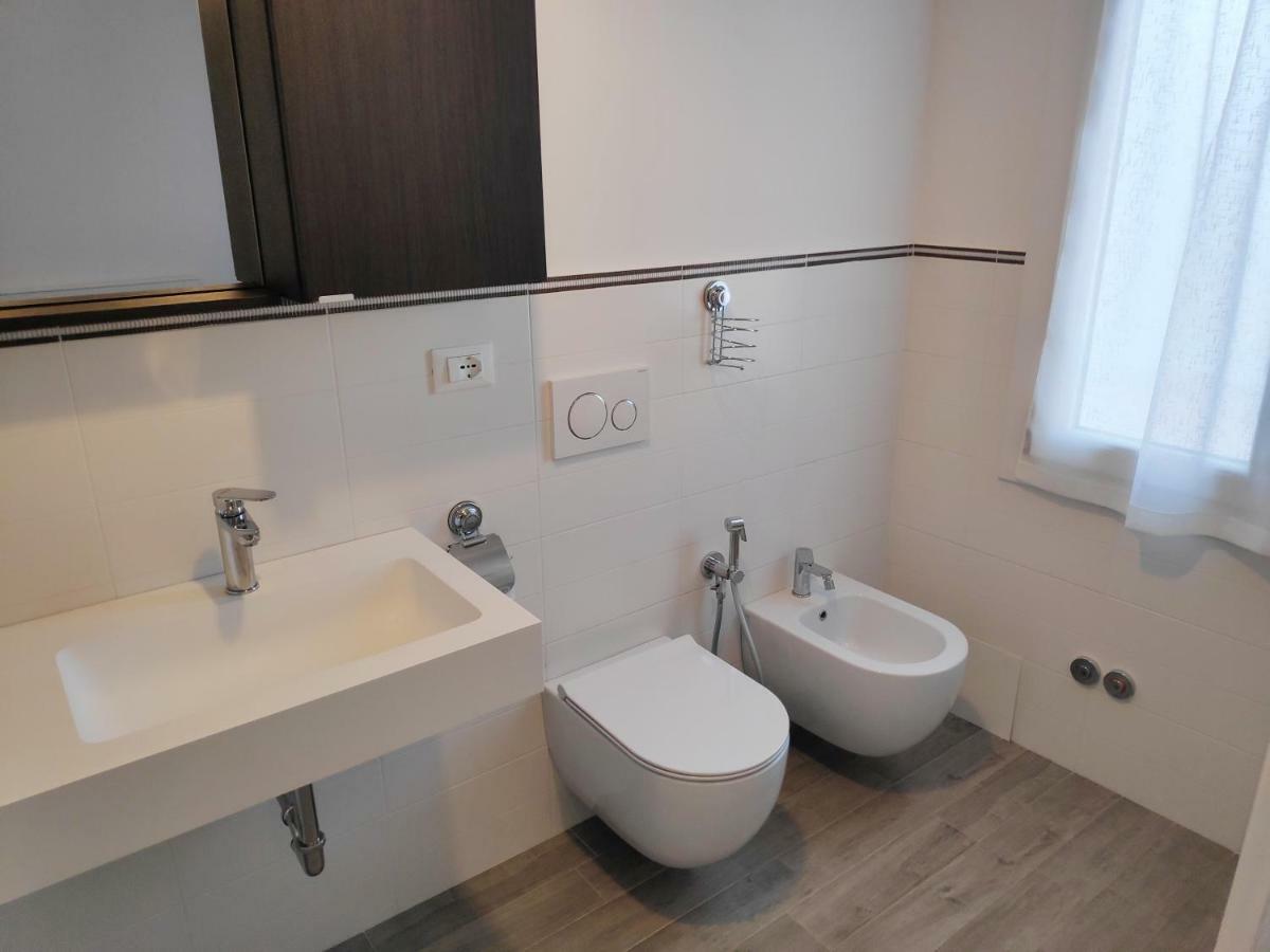 Casadei Guest House Stazione بولونيا المظهر الخارجي الصورة
