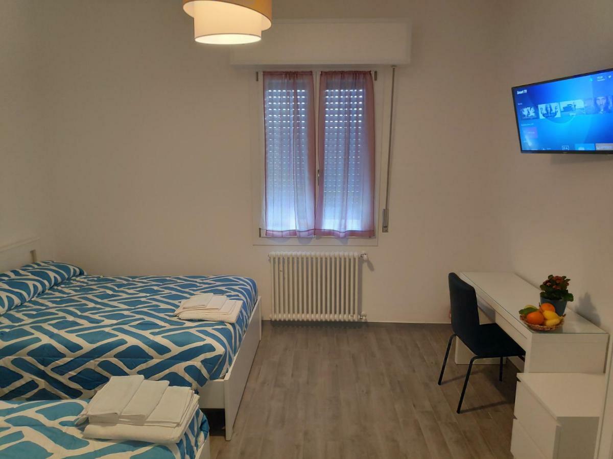 Casadei Guest House Stazione بولونيا المظهر الخارجي الصورة