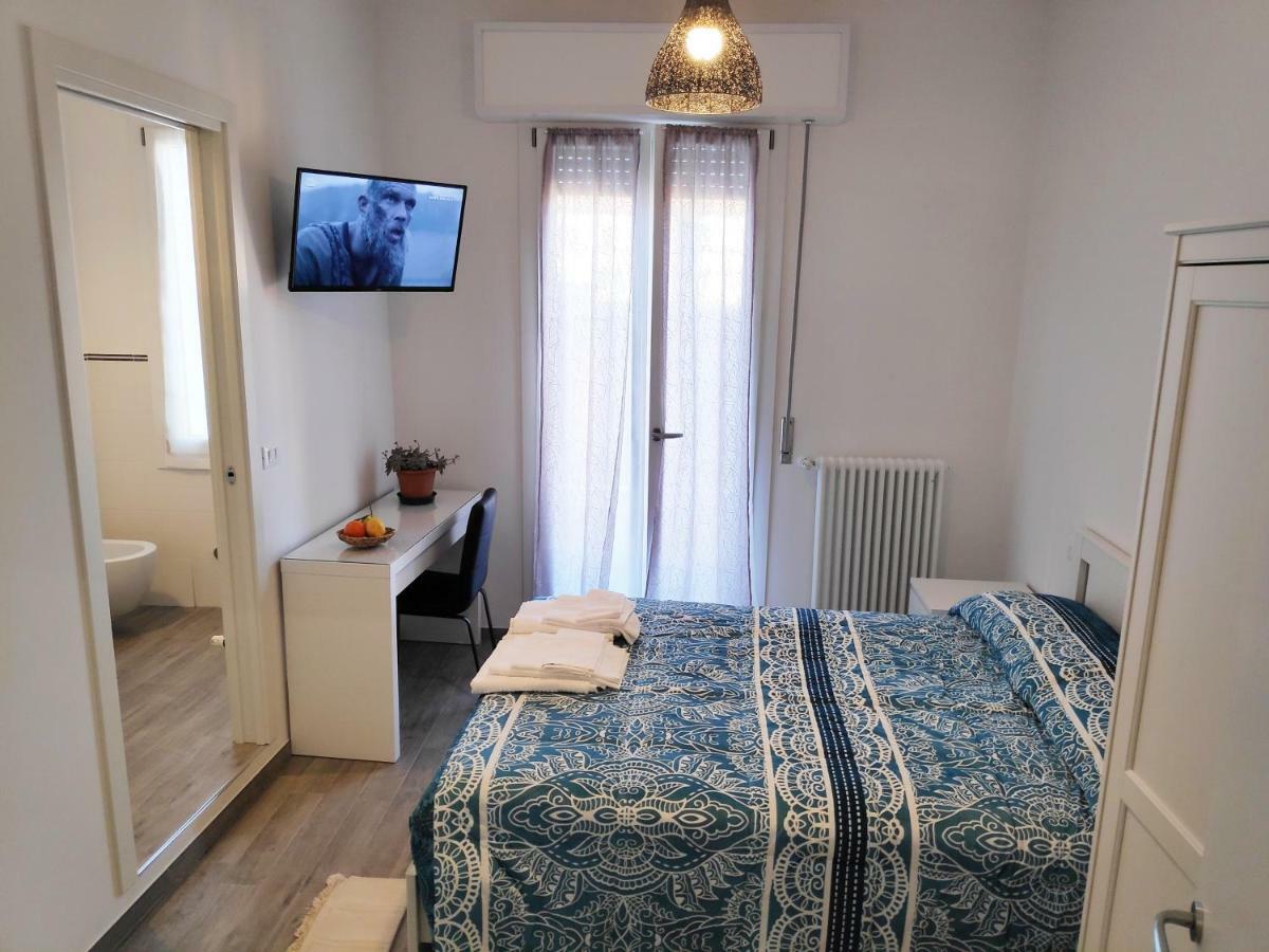 Casadei Guest House Stazione بولونيا المظهر الخارجي الصورة